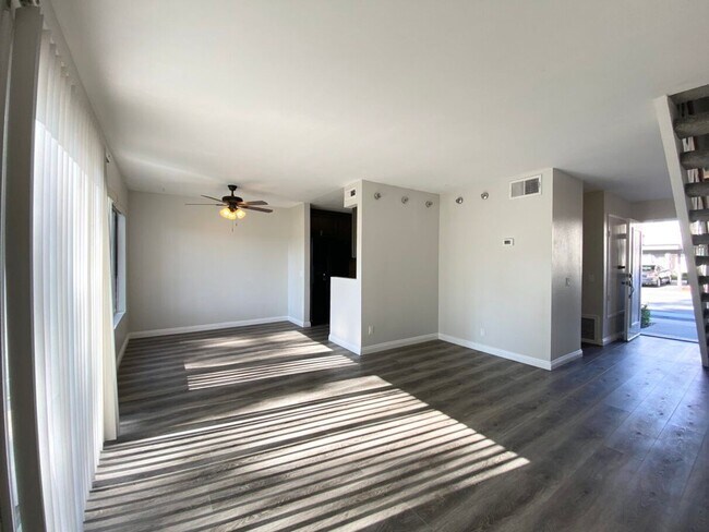Foto del edificio - Upgraded Townhome in Poway
