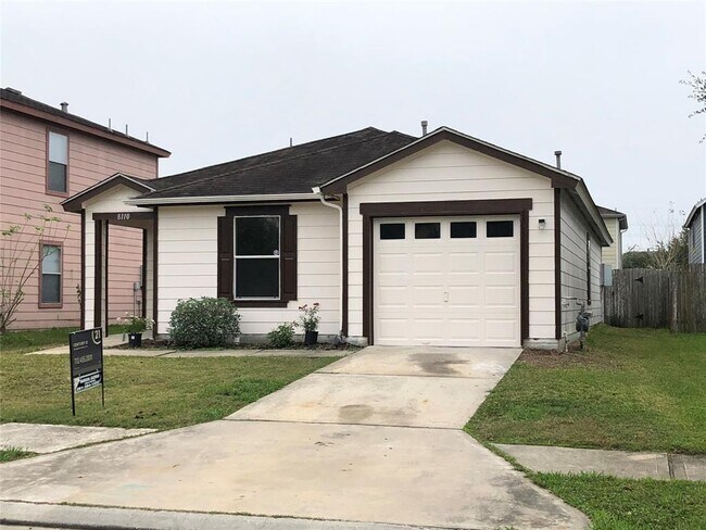 Building Photo - 8110 Forest Glen Dr
