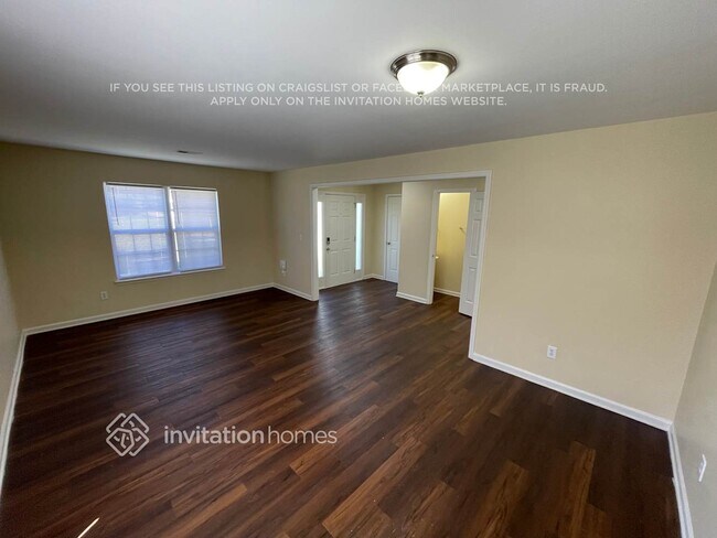 Foto del edificio - 7007 Hidden Creek Dr