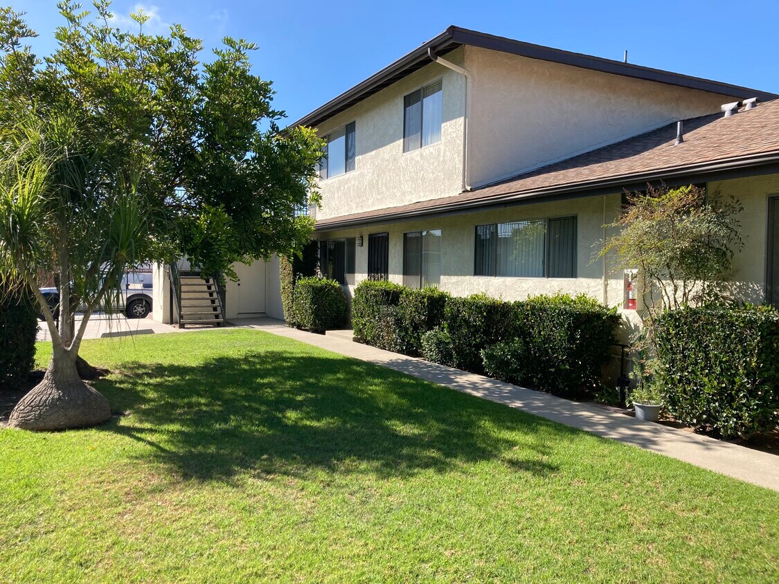 Foto principal - 1931 N Ventura Rd