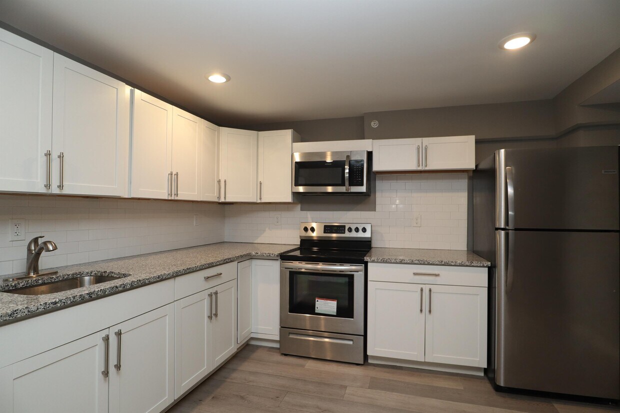 Foto principal - 5448 Springfield Ave