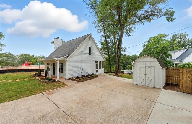 Foto del edificio - 180 Summit Ave SE