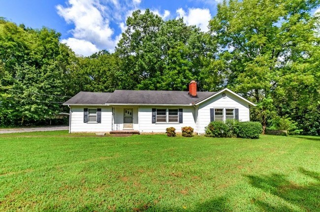 Building Photo - 3337 Sulphur Springs Rd