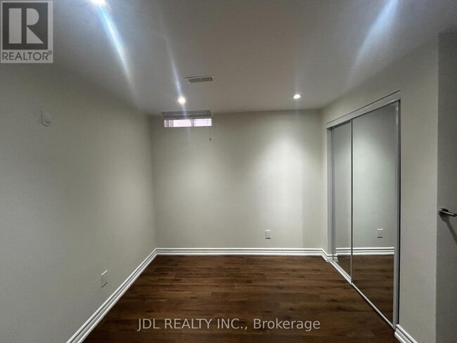 Building Photo - 36 Bendamere Crescent