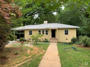Building Photo - 348 Bowden Dr
