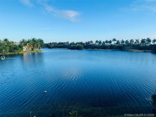 Foto del edificio - 18116 SW 29th St