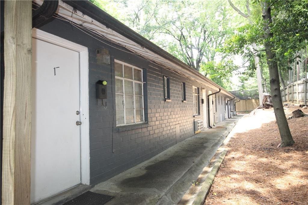 Foto principal - 758 St Charles Ave NE