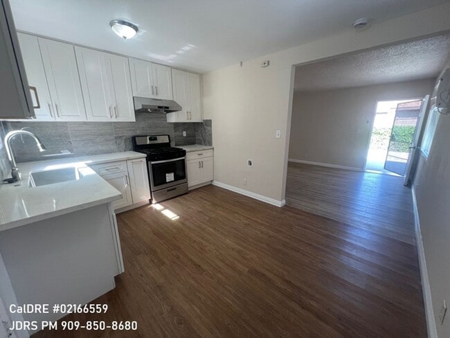 Building Photo - Rosemead 2 Bedroom Home with 2 Car Garage