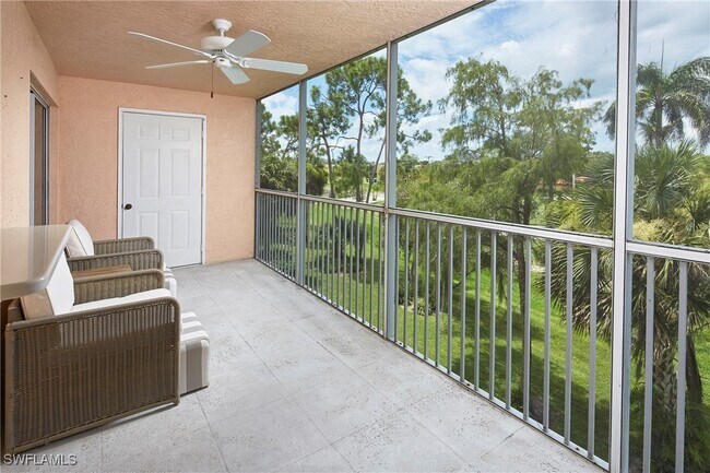 Foto del edificio - 441 Quail Forest Blvd