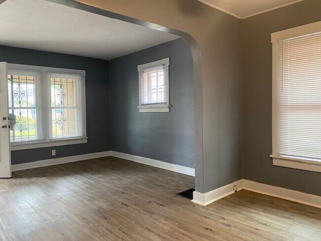 Foto del edificio - Two bedroom, one bath home located in Dayton*