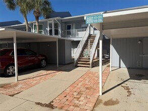 Building Photo - 880 Bird Bay Dr W