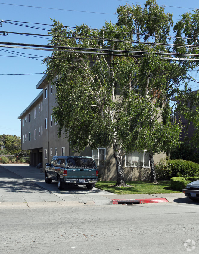 Foto principal - 82 E. 39th Avenue