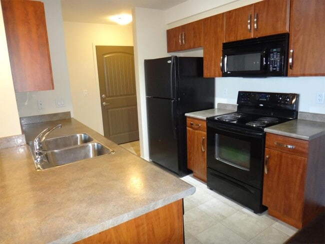 Building Photo - 2 bedroom in Grande Prairie AB T8X-0A1