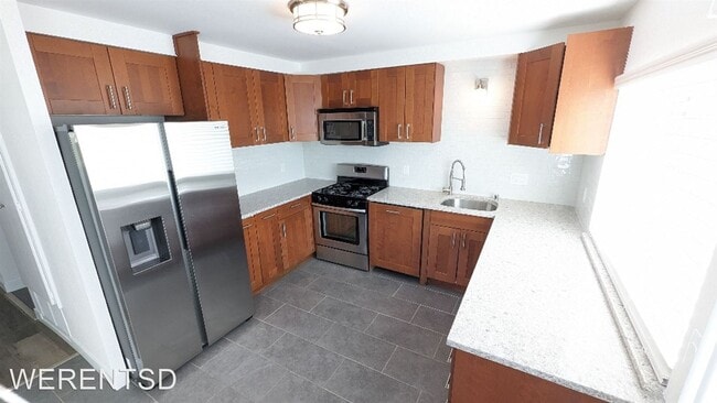 Building Photo - 4 br, 2.5 bath House - 10809 Escobar Dr