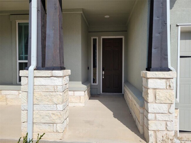 Building Photo - 105 Corbin Ave