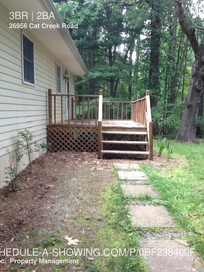 Building Photo - 26956 Cat Creek Rd