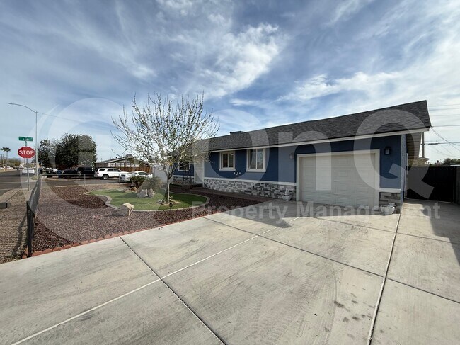 Building Photo - 6549 E Arbor Ave