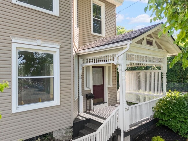Building Photo - 1753 Williams Ave