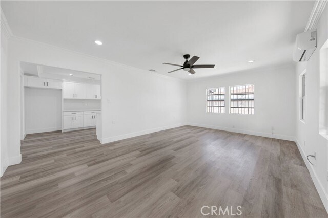 Foto del edificio - 8127 Emerson Pl