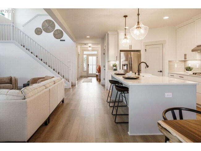 Foto del edificio - Charming Newer Model Home!