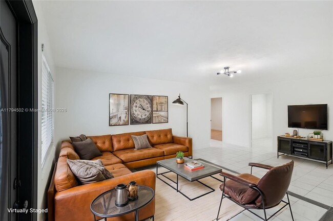 Foto del edificio - 6330 SW 27th St