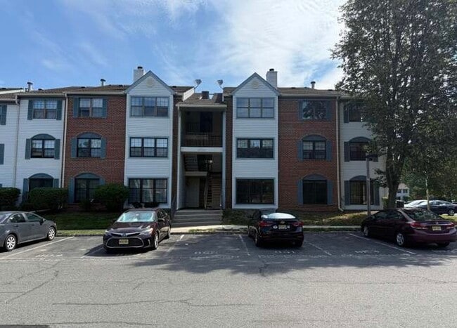 Building Photo - 65 Joyner Ct