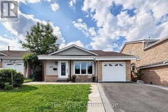Building Photo - 2774 Quill Crescent