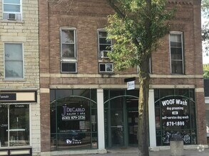 Building Photo - 137 S Batavia Ave