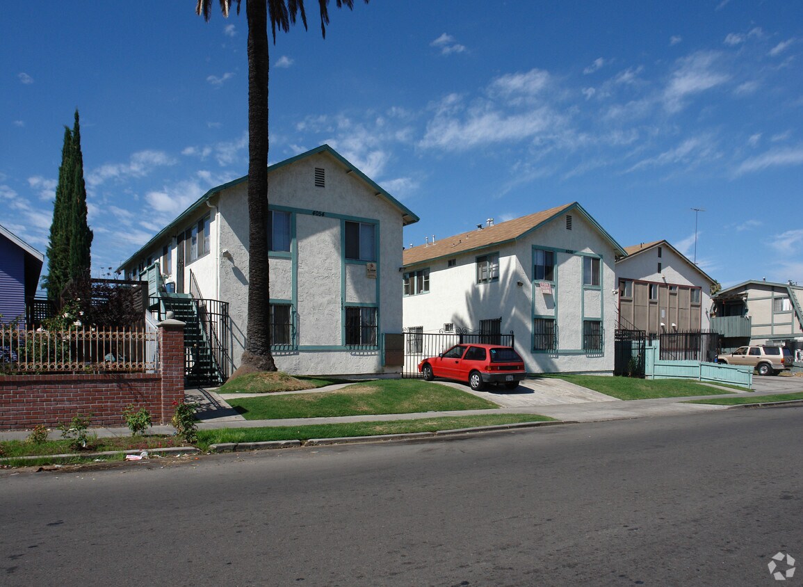 Building Photo - 4054 Chamoune Ave
