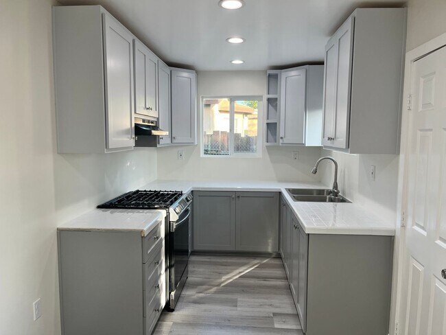Foto del edificio - New Construction 3bd/2ba Single Story in Riverside
