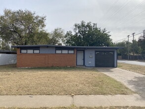 Building Photo - 2517 47th St