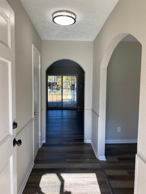 Building Photo - 15725 Northwood Dr