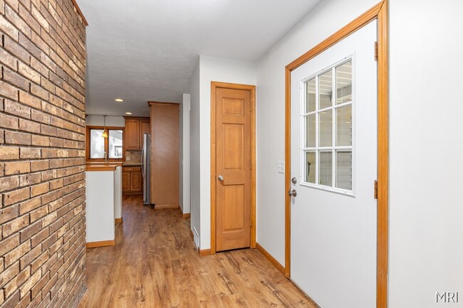 Building Photo - 8303 Cowan Lake Dr NE