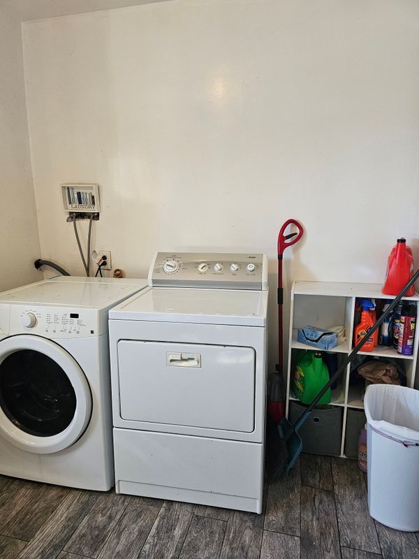 Foto del edificio - 6623 Almeria Ave