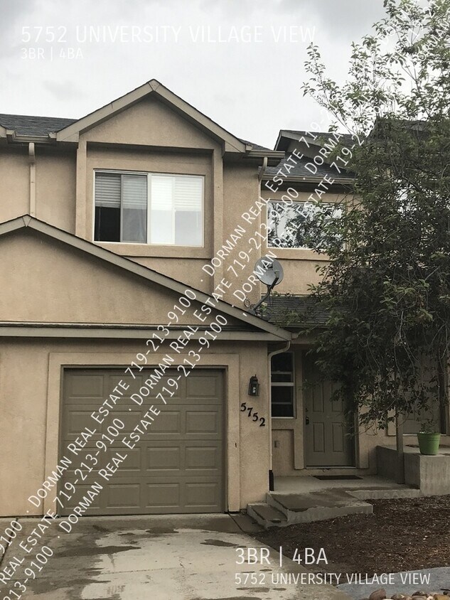 Primary Photo - Townhome with garage