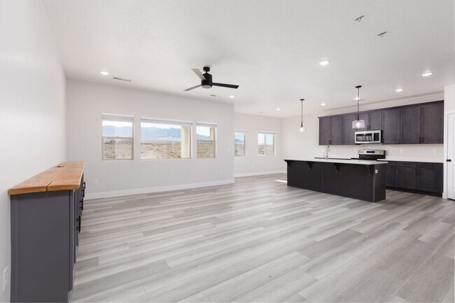 Foto del edificio - Newer Home in Shadow Ridge