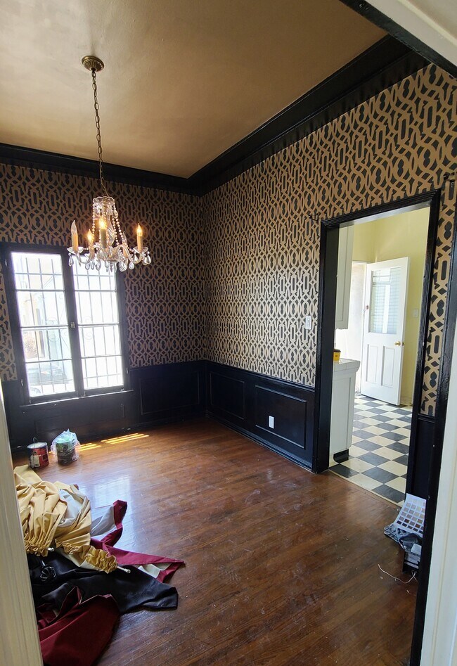 Dining room - 1007 S Holt Ave
