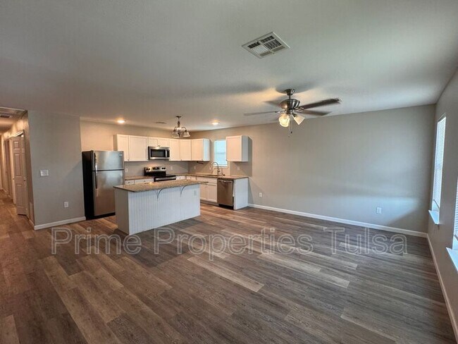 Foto del edificio - 4120 W 56th Pl