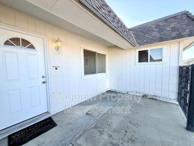 Foto del edificio - 26475 McCall Blvd