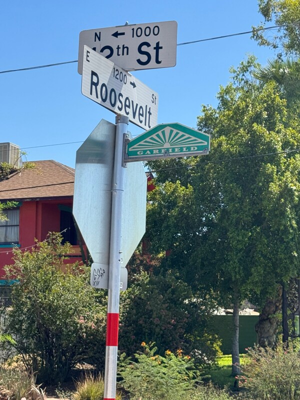 Foto del edificio - 1154 E Roosevelt St