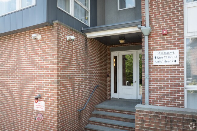Entrance - East Ridge Condominiums