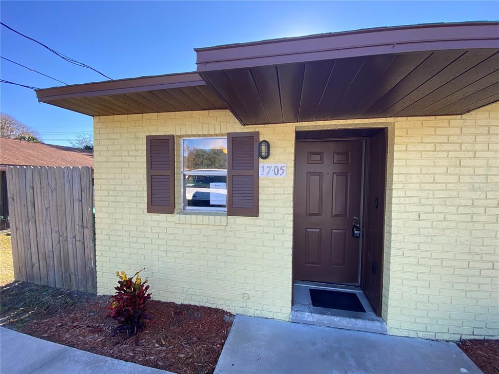 1705 Lakewood Ave, Eustis, FL 32726 Townhome Rentals in Eustis FL