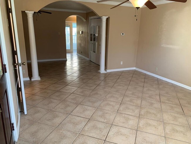 Building Photo - 3177 Matterhorn Dr