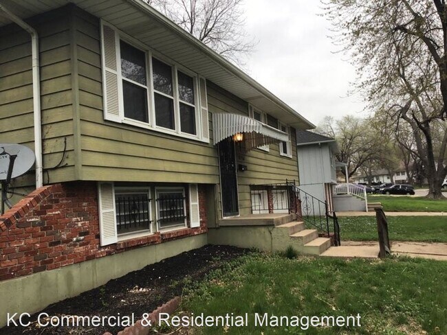 3 br, 2 bath House - 8716 E 110th Terr - House for Rent in Kansas City ...