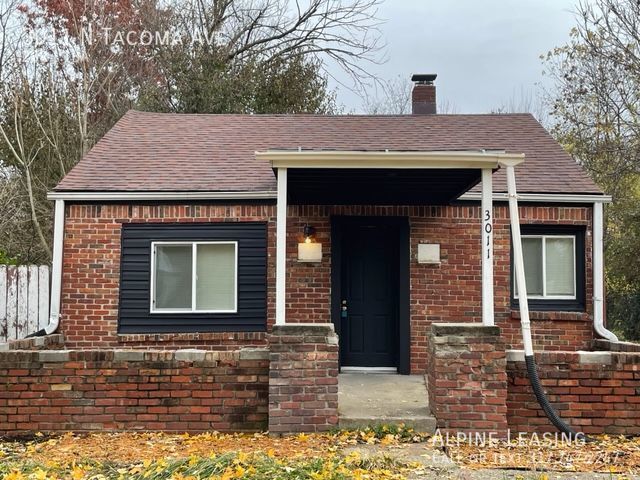 Primary Photo - Brightwood 2BR House w/Storage Shed!