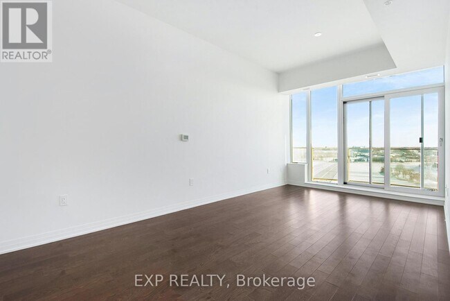 Building Photo - 805 Carling Ave