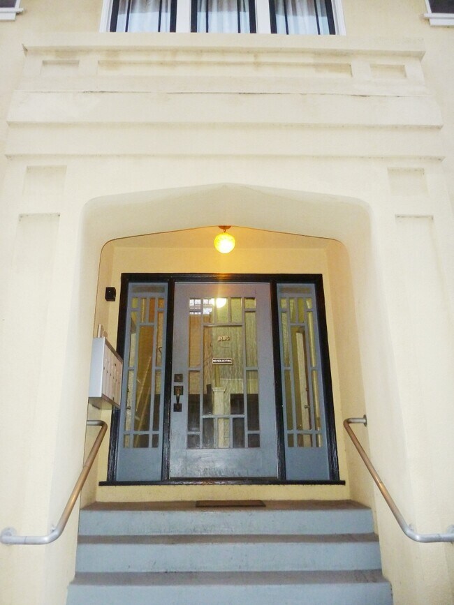 Foto del edificio - 1318 Shattuck Ave