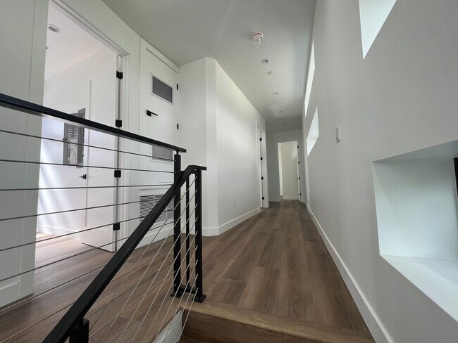 Foto del edificio - Beautiful, Recently Built 3 Bedroom Home i...