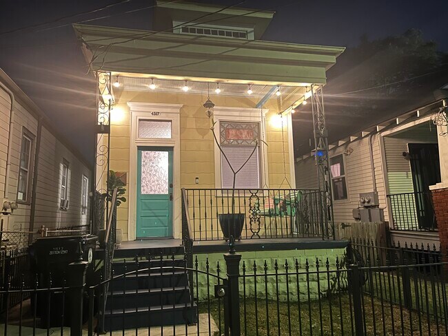 Building Photo - 4517 Toulouse St