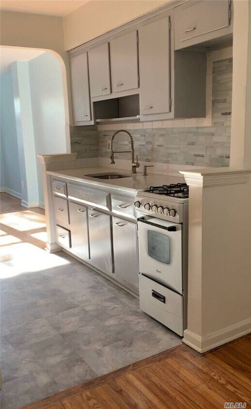 Foto principal - 4055A Hill Ave